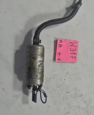 BMW 3 E30 Fuel injection high pressure pump 100020 16112297 EPB77J16
