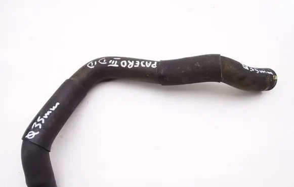 Mitsubishi Pajero Engine coolant pipe/hose