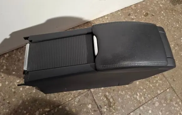 Volvo V60 Armrest 30755732