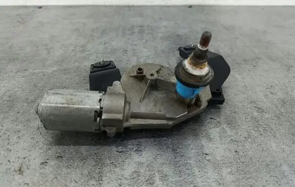Hyundai i30 Rear window wiper motor 987002L000KAMCO