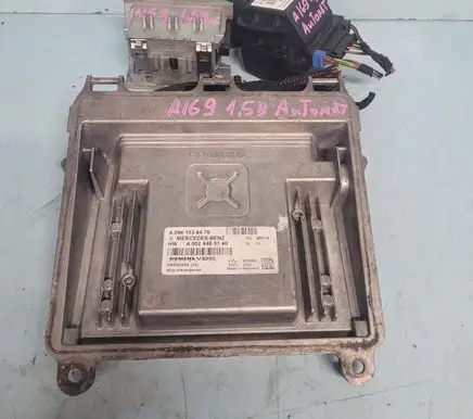 Mercedes-Benz A W169 Engine control unit/module A0024463140 A2661538479 5WK90954
