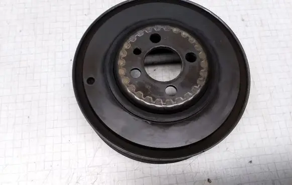 Audi A6 S6 C4 4A Crankshaft pulley 058105251A