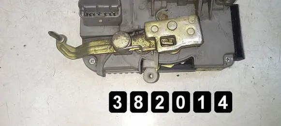 Peugeot 807 Front door lock 