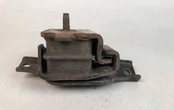 Subaru Forester SG Engine mount bracket 41022FA091
