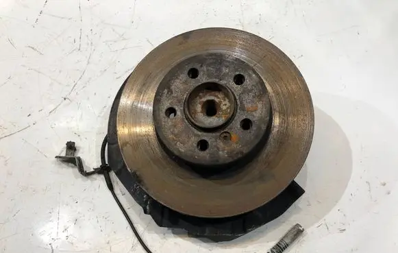 BMW 7 E65 E66 Front wheel hub spindle knuckle