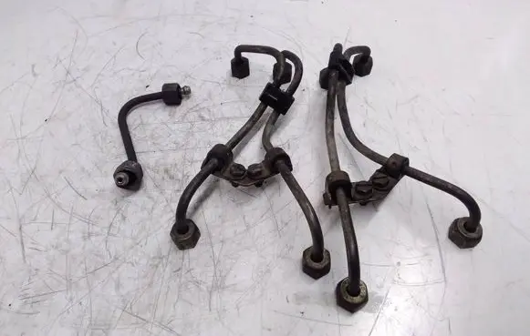 Honda Civic Fuel injector supply line/pipe 