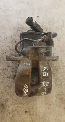 Volkswagen PASSAT B6 Rear brake caliper