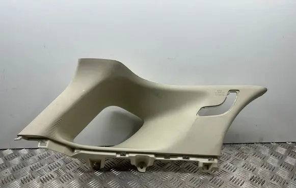 Lexus CT 200H Rear seat side top trim 624807601