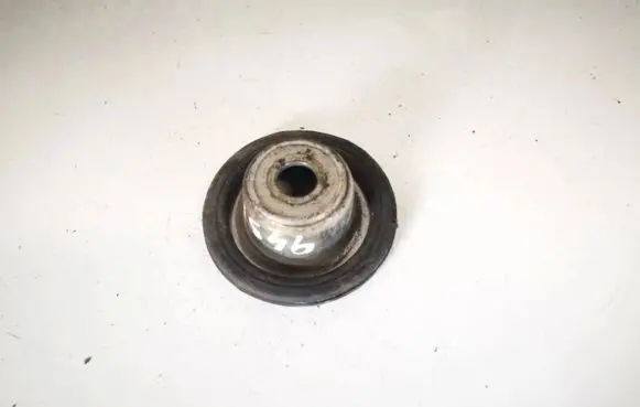 Skoda Octavia Mk1 (1U) Front coil spring rubber mount 1j0412319c