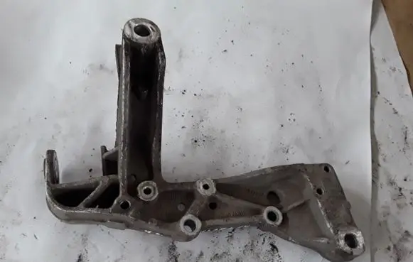Volkswagen Touran I Other front suspension part 1K0199296F