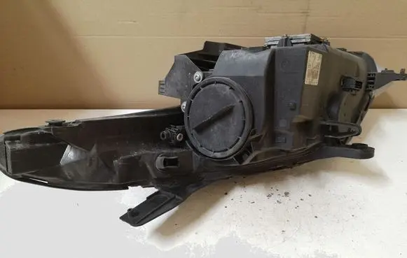 Citroen C6 Headlight/headlamp 0301221272 1307329099