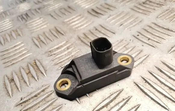 Mercedes-Benz S W220 ESP acceleration yaw rate sensor 0015428018