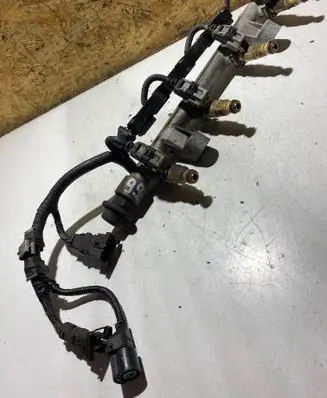 Fuel main line pipe