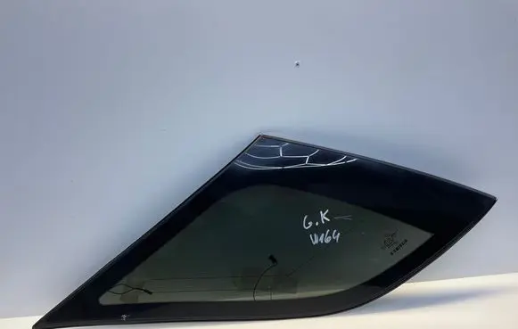 Mercedes-Benz ML AMG W164 Rear side window A1646701511 1646701511