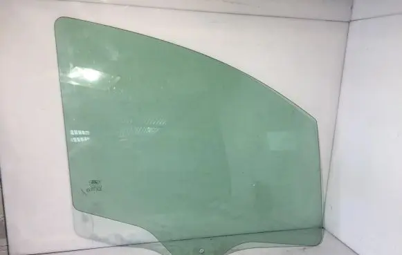 Ford Courier Front door window glass four-door ET76A21410A DOT511M401AS2 43R00098