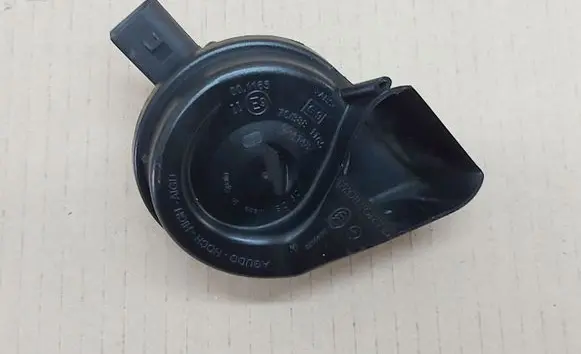 Audi A5 8T 8F Horn signal 8T0951223