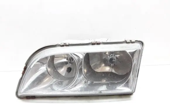 Volvo S40, V40 Headlight/headlamp