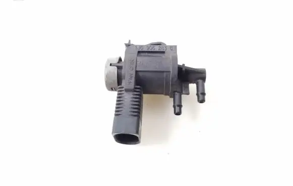 Audi A4 S4 B7 8E 8H Turbo solenoid valve 1J0906283C