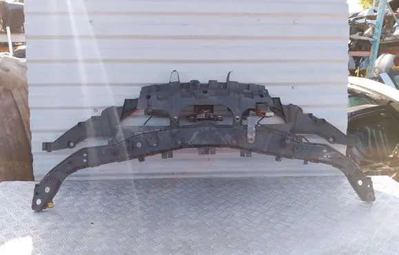 Renault Laguna III Top upper radiator support slam panel 