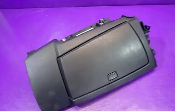 BMW 1 E81 E87 Glove box 7124548