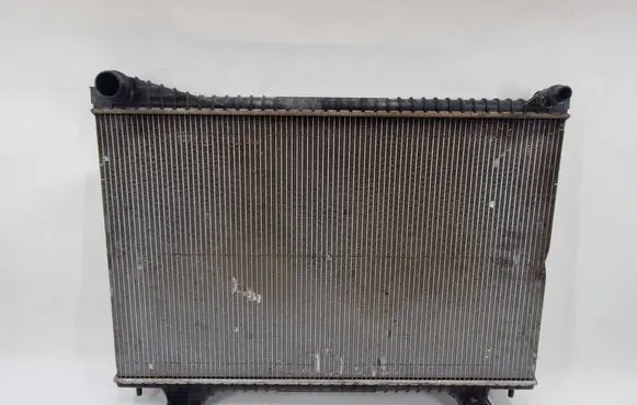 Jaguar XE Coolant radiator GX738005DC