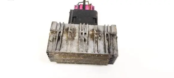 Opel Signum Glow plug pre-heat relay 55354141 51299018A
