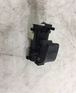 Toyota Yaris Electric window control switch 8292M63 192829 1928294
