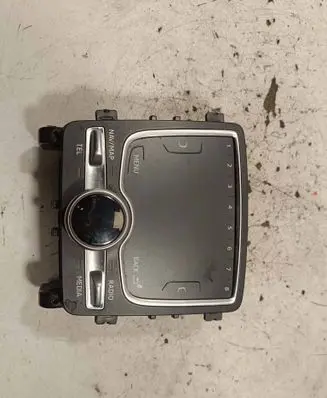 Audi Q7 4M Head unit multimedia control 4M0919615D
