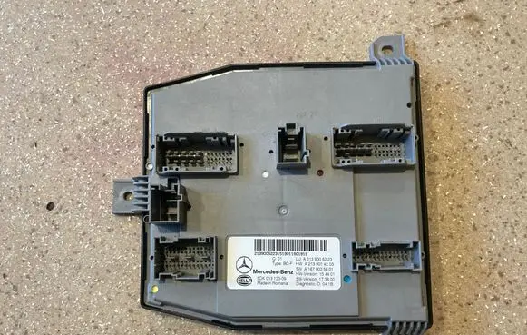 Mercedes-Benz E W238 SAM control unit A2139005223
