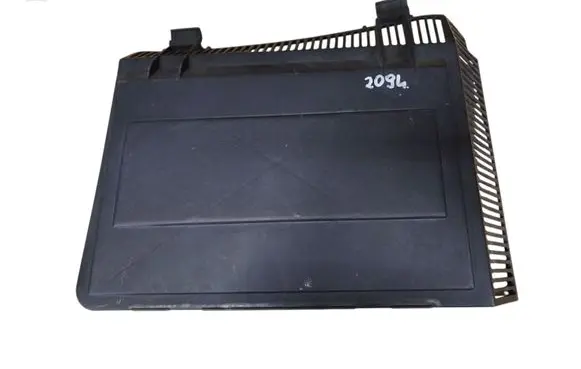 BMW 5 E39 Air filter box cover 8379627