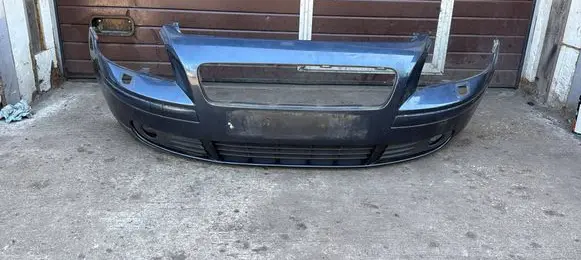 Volvo V50 Front bumper 30657005