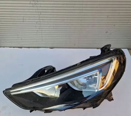 Opel Insignia B Headlight/headlamp