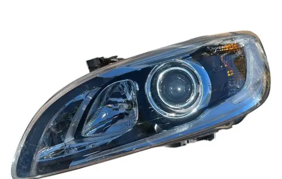 Volvo V60 Headlight/headlamp 31420255