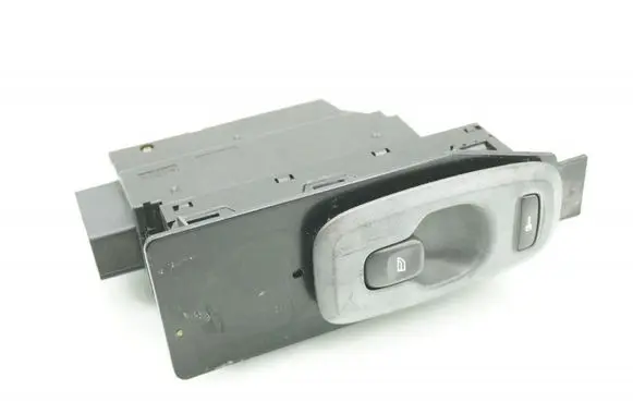 Volvo S60 Electric window control switch 8682950