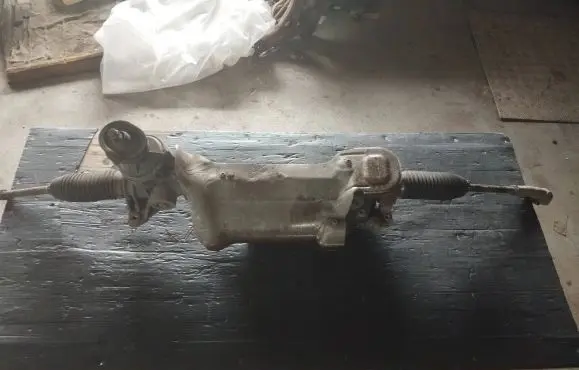 Volkswagen Golf V Steering rack 7805501260