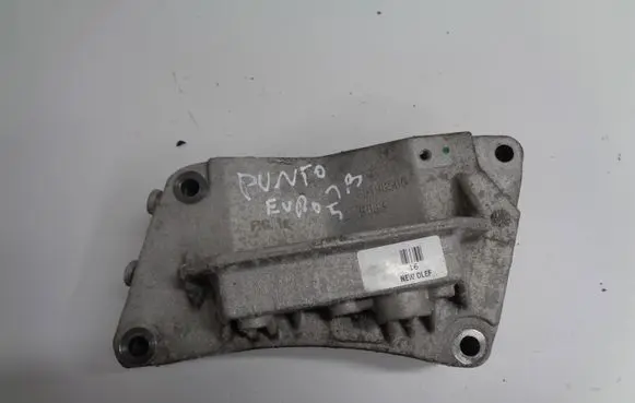 Fiat Punto (199) Engine mounting bracket 55198565