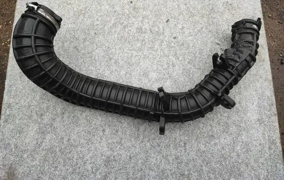 Renault Trafic II (X83) Intercooler hose/pipe 8200607744 93858730