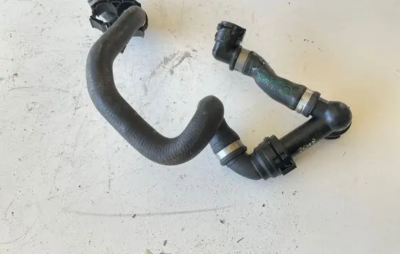 BMW 5 G30 G31 G38 Engine coolant pipe/hose 8573149