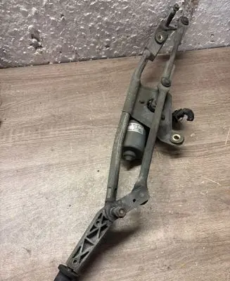 Volvo V70 Front wiper linkage and motor 404606 6181A 9171901