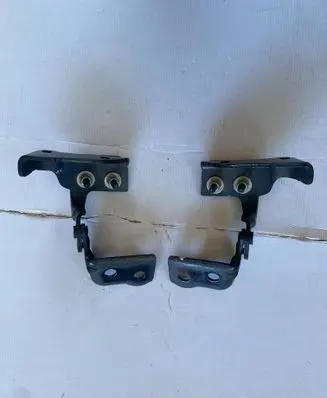 Land Rover Discovery 5 Tailgate/trunk/boot hinge HY32-42900-AC