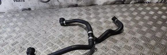 Mercedes-Benz E W213 Engine coolant pipe/hose A2135015582