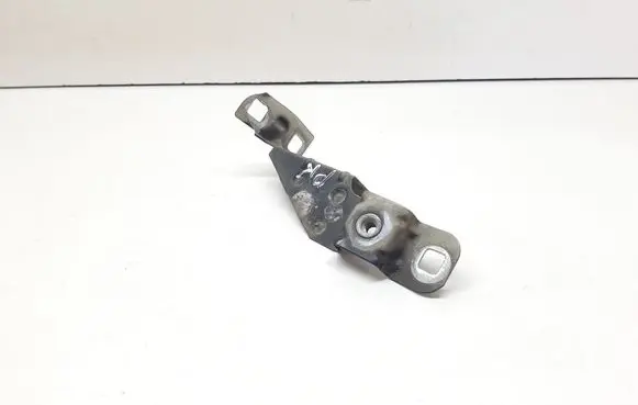 BMW 1 E82 E88 Fender mounting bracket