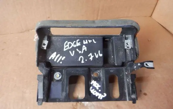 Ford Edge II Engine control unit holder 12A692