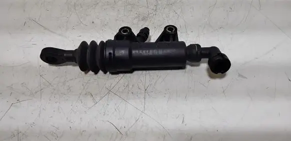 Mini One - Cooper R50 - 53 Clutch master cylinder 6758825 21526758825