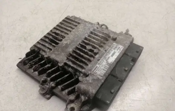 Ford C-MAX I Engine control unit/module 3M5112A650NC 5WS40162CT 3MNC