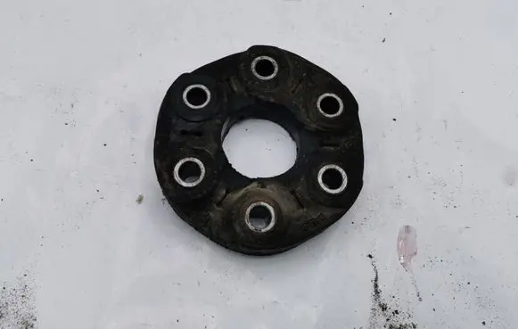BMW X3 E83 Rear prop shaft donut coupling/joint 1229360