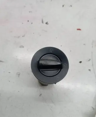 Volkswagen New Beetle Light switch 1C0941531