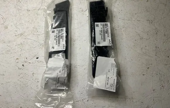 KIA Sportage Front bumper mounting bracket 86513F1000 86514F1000