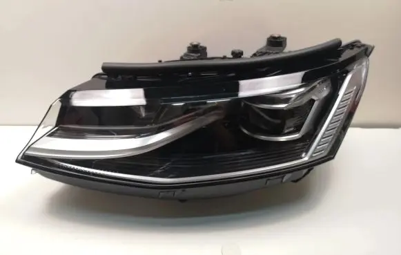Volkswagen Transporter - Caravelle T7 Headlight/headlamp 7T1941081A