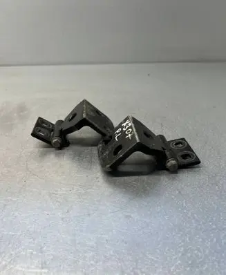 BMW X3 E83 Rear door hinge set 3402822